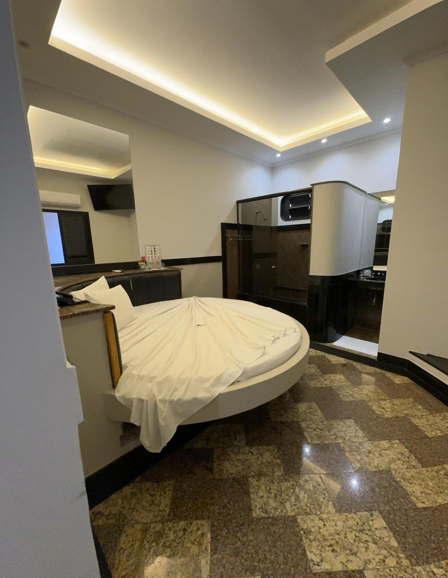 Village Motel Ribeirão Preto Extérieur photo